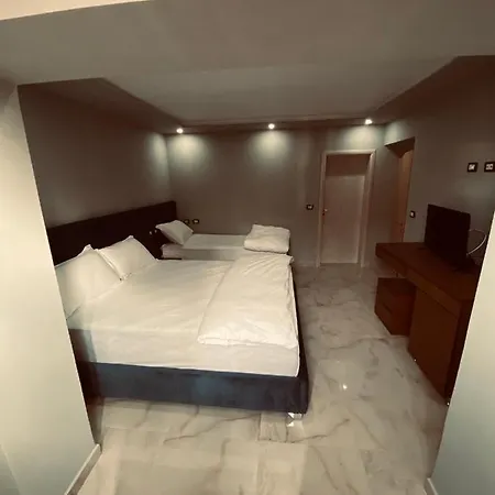 Piemonte Szálloda Tirana