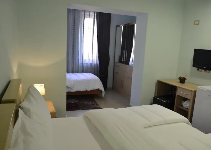 Piemonte 3* Τίρανα