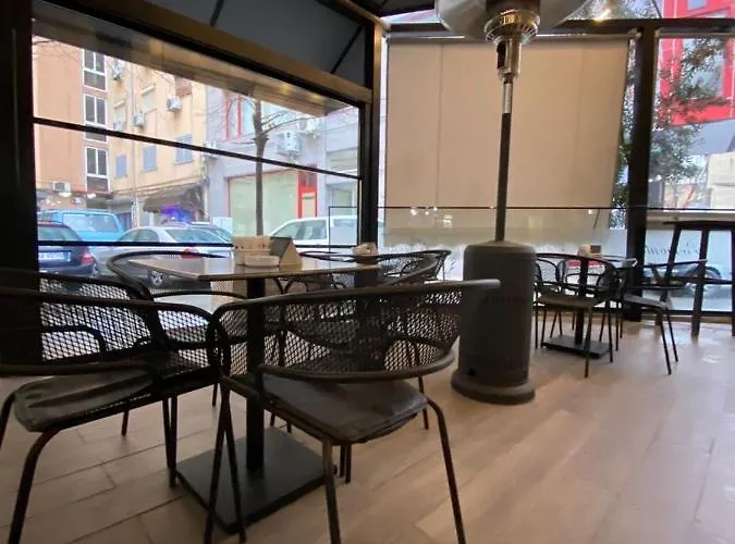 Piemonte Ξενοδοχείο Τίρανα