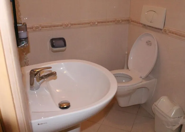 Piemonte Szálloda Tirana